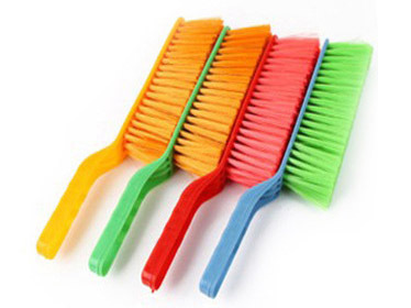 高效清潔，物美價(jià)廉 廠家直銷(xiāo)塑料長(zhǎng)柄除塵床刷與掃帚批發(fā)指南